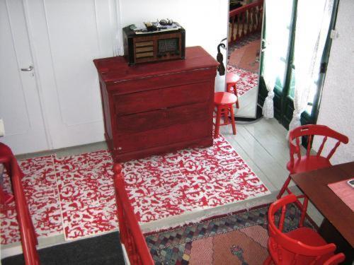 Adonis Guesthouse Batsi Habitación foto