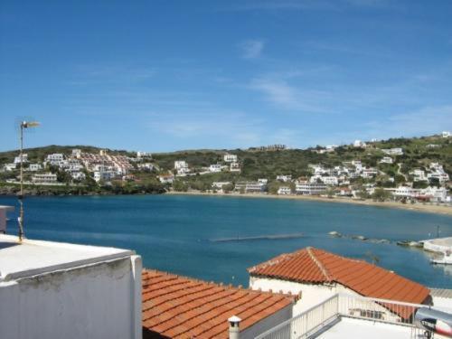 Adonis Guesthouse Batsi Exterior foto